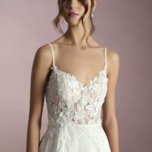 Robe de Mariée KAMI White One Collection 2025| Boutique Paris