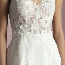 Robe de Mariée KAMI White One Collection 2025| Boutique Paris Robe de Mariée KAMI White One Collection 2025| Boutique Paris