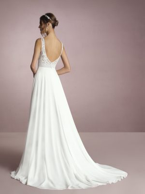 KUKI wedding dress White One Collection 2025 | Boutique Paris