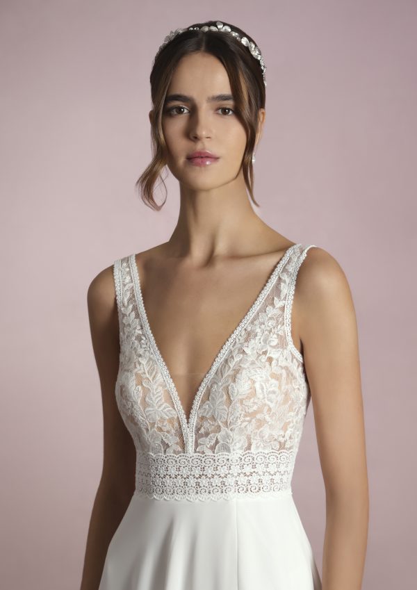 KUKI wedding dress White One Collection 2025 | Boutique Paris KUKI wedding dress White One Collection 2025 | Boutique Paris