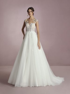 PAO wedding dress White One Collection 2025 | Boutique Paris
