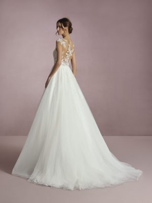 PAO wedding dress White One Collection 2025 | Boutique Paris