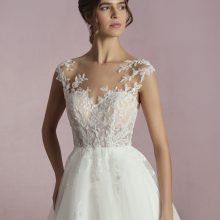 PAO wedding dress White One Collection 2025 | Boutique Paris