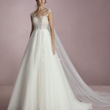 PAO wedding dress White One Collection 2025 | Boutique Paris