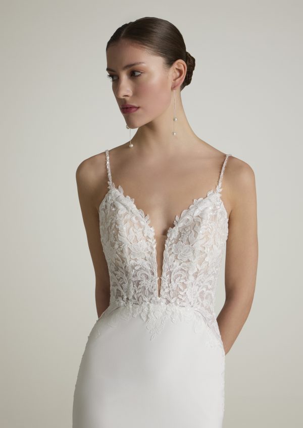 RENNE wedding dress San Patrick Collection 2025| Boutique Paris RENNE wedding dress San Patrick Collection 2025| Boutique Paris