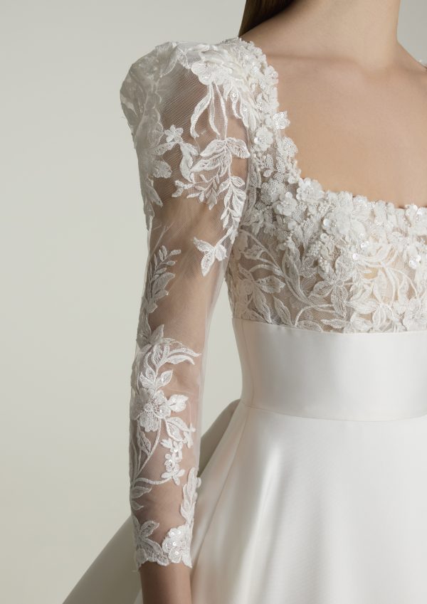 SERENADA wedding dress San Patrick Collection 2025| Boutique Paris SERENADA wedding dress San Patrick Collection 2025| Boutique Paris