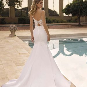 Robe de Mariée CHERI White One Collection | Boutique Paris
