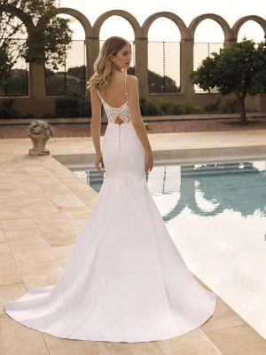 CHERI wedding dress White One Collection | Boutique Paris