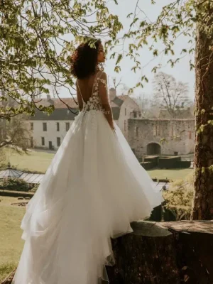 NOAILLY Cymbeline wedding dress Collection: Boutique Cymbeline Paris 15