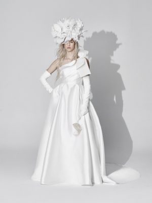 PELAGIA Vera Wang wedding dress collection 2025: Paris Boutique