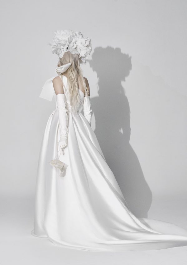 PELAGIA Vera Wang wedding dress collection 2025: Paris Boutique