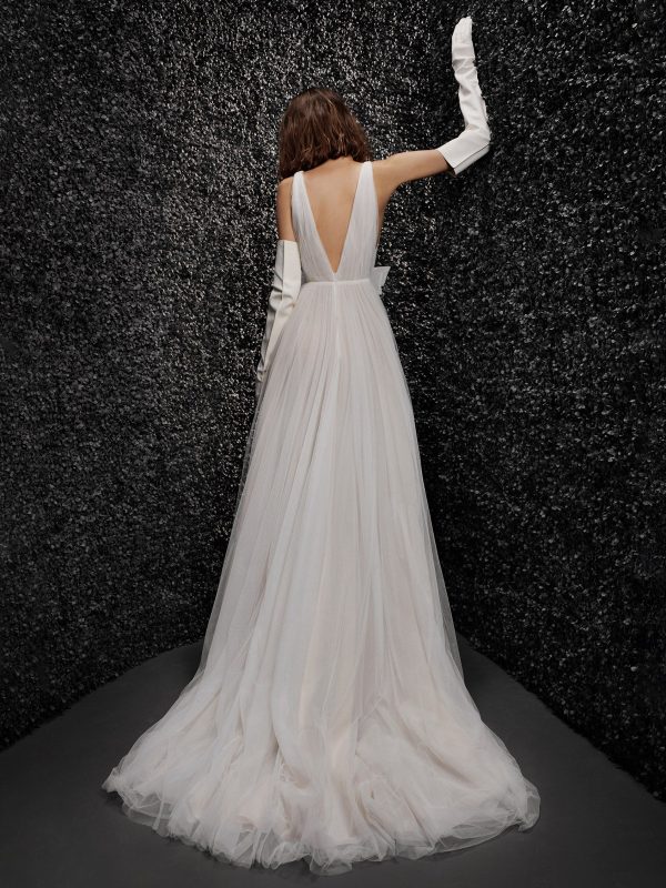 Robe de Mariée NOELLE Vera Wang 2025| Boutique Paris Robe de Mariée NOELLE Vera Wang 2025| Boutique Paris