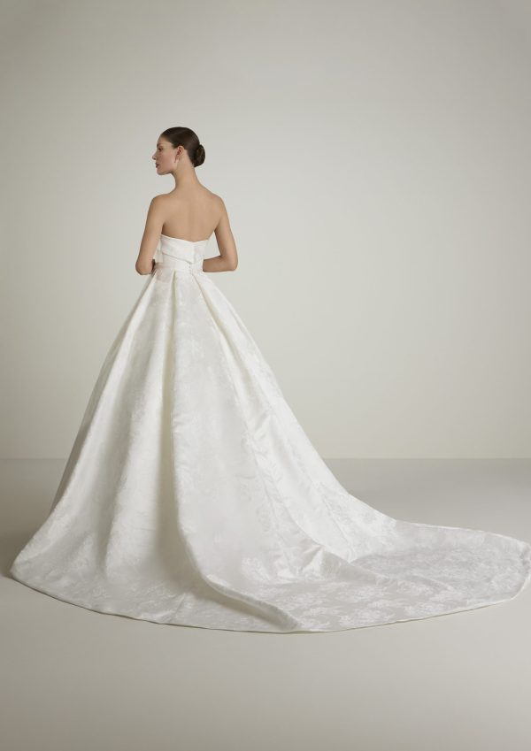 AIDAY wedding dress San Patrick Collection 2026 | Boutique Paris