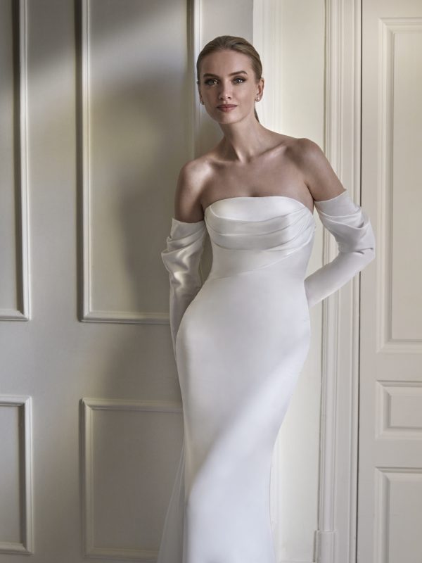 BAHIRA wedding dress San Patrick Collection 2026 | Boutique Paris BAHIRA wedding dress San Patrick Collection 2026 | Boutique Paris