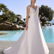 Robe de Mariée CLIANTHE Ladybird | Cymbeline Paris 15 Robe de Mariée CLIANTHE Ladybird | Cymbeline Paris 15