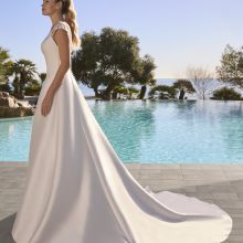 Robe de Mariée CLIANTHE Ladybird | Cymbeline Paris 15 Robe de Mariée CLIANTHE Ladybird | Cymbeline Paris 15