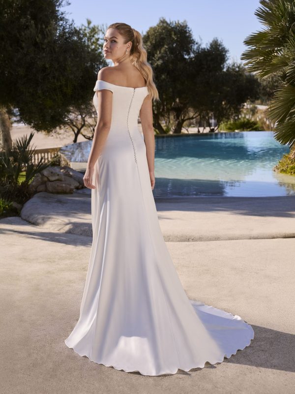 CLIANTHUS wedding dress White One Collection 2026 | Boutique Paris