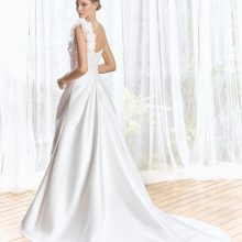 CORDEIRO wedding dress White One Collection | Boutique Paris CORDEIRO wedding dress White One Collection | Boutique Paris