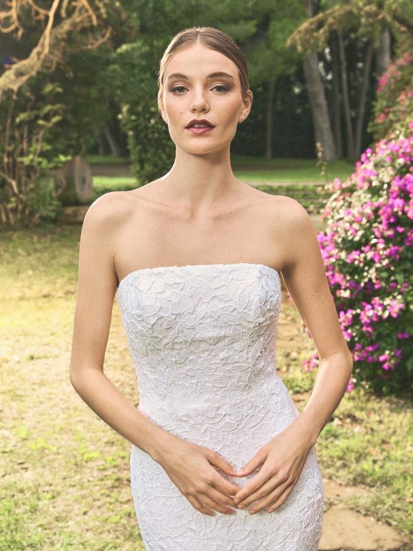 Robe de Mariée MARABA White One Collection | Boutique Paris Robe de Mariée MARABA White One Collection | Boutique Paris