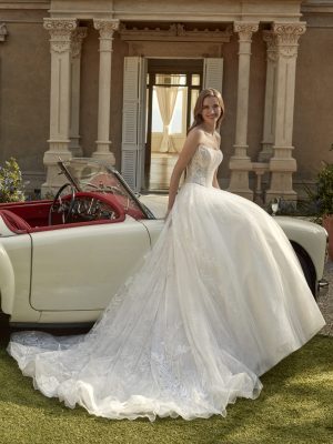 SALIMA wedding dress San Patrick Collection 2026 | Boutique Paris