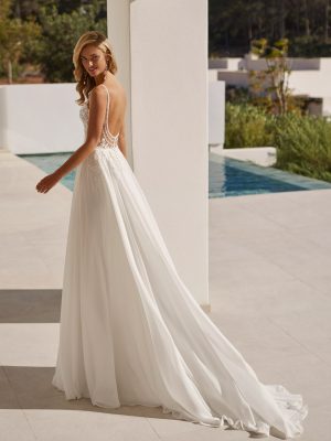 Robe de Mariée SALINA de Adriana Alier Collection 2026 | Paris