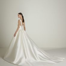 SIMONETTA wedding dress San Patrick Collection 2026 | Boutique Paris