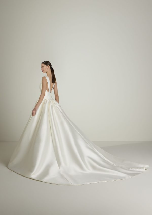 SIMONETTA wedding dress San Patrick Collection 2026 | Boutique Paris