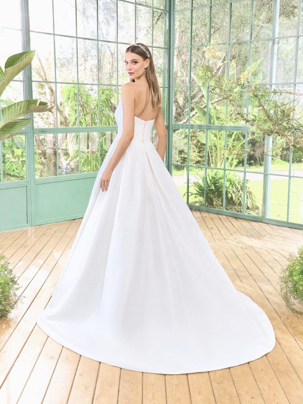 Robe de Mariée VITORIA White One Collection | Boutique Paris