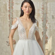 ANTHEAS Cymbeline wedding dress Collection: Boutique Cymbeline Paris 15
