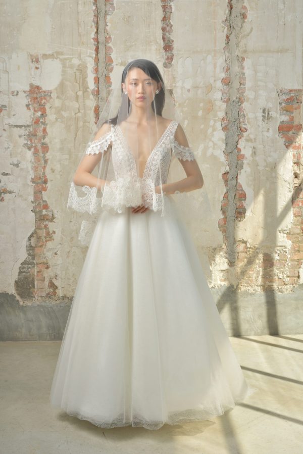 Robe de Mariée ANTHEAS Cymbeline Collection | Paris 15 Robe de Mariée ANTHEAS Cymbeline Collection | Paris 15