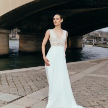 Robe de Mariée ANTIBES Cymbeline Collection | Paris 15 Robe de Mariée ANTIBES Cymbeline Collection | Paris 15