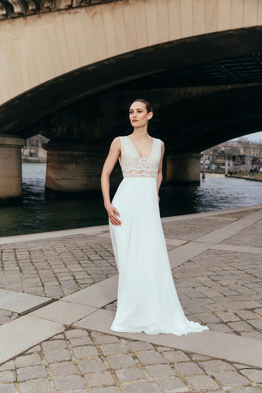 Robe de Mariée ANTIBES Cymbeline Collection | Paris 15 Robe de Mariée ANTIBES Cymbeline Collection | Paris 15