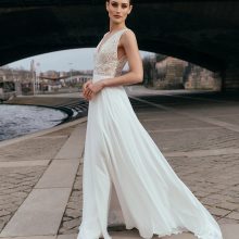 Robe de Mariée ANTIBES Cymbeline Collection | Paris 15 Robe de Mariée ANTIBES Cymbeline Collection | Paris 15