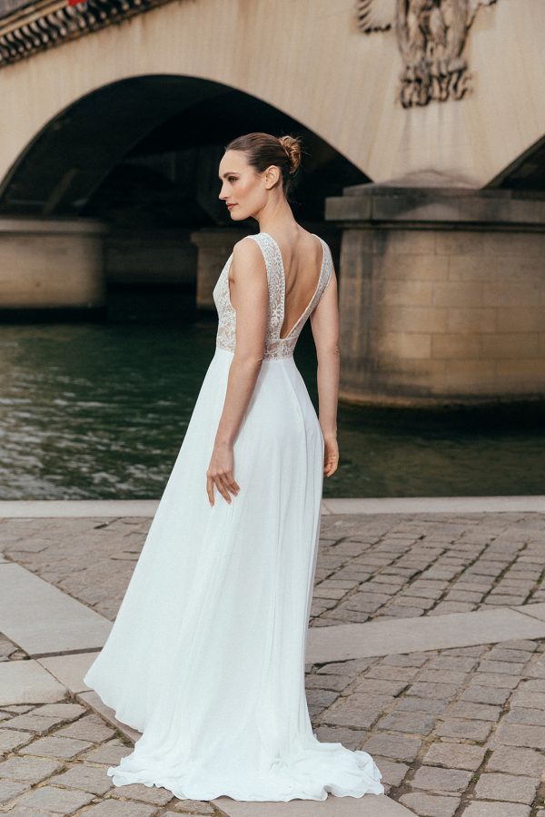 Robe de Mariée ANTIBES Cymbeline Collection | Paris 15 Robe de Mariée ANTIBES Cymbeline Collection | Paris 15