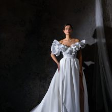 Robe de Mariée THEONIE Cymbeline Collection | Paris 15