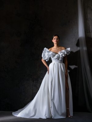 THEONIE Cymbeline wedding dress Collection: Boutique Cymbeline Paris 15