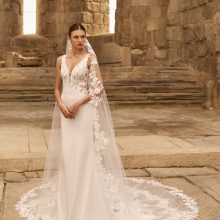 Robe de Mariée PASCAL de Adriana Alier Collection 2027 | Paris Robe de Mariée PASCAL de Adriana Alier Collection 2027 | Paris
