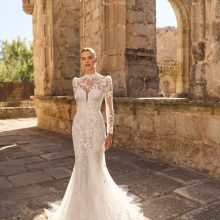 Robe de Mariée PATSY de Adriana Alier Collection 2027 | Paris Robe de Mariée PATSY de Adriana Alier Collection 2027 | Paris