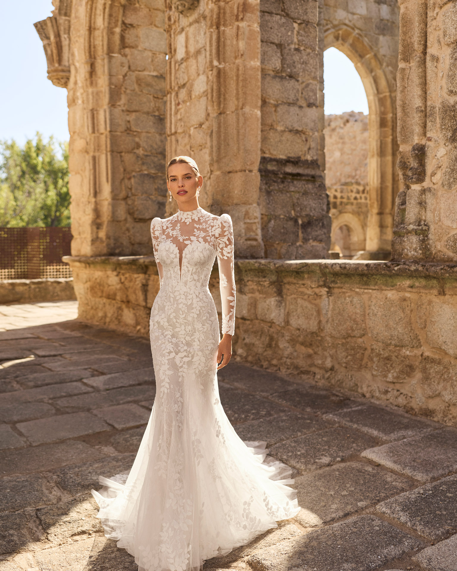 Robe de Mariée PATSY de Adriana Alier Collection 2027 | Paris Robe de Mariée PATSY de Adriana Alier Collection 2027 | Paris