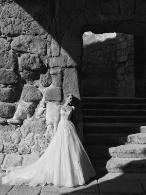 PERFUME wedding dress Adriana Alier Collection 2027 | Boutique Paris