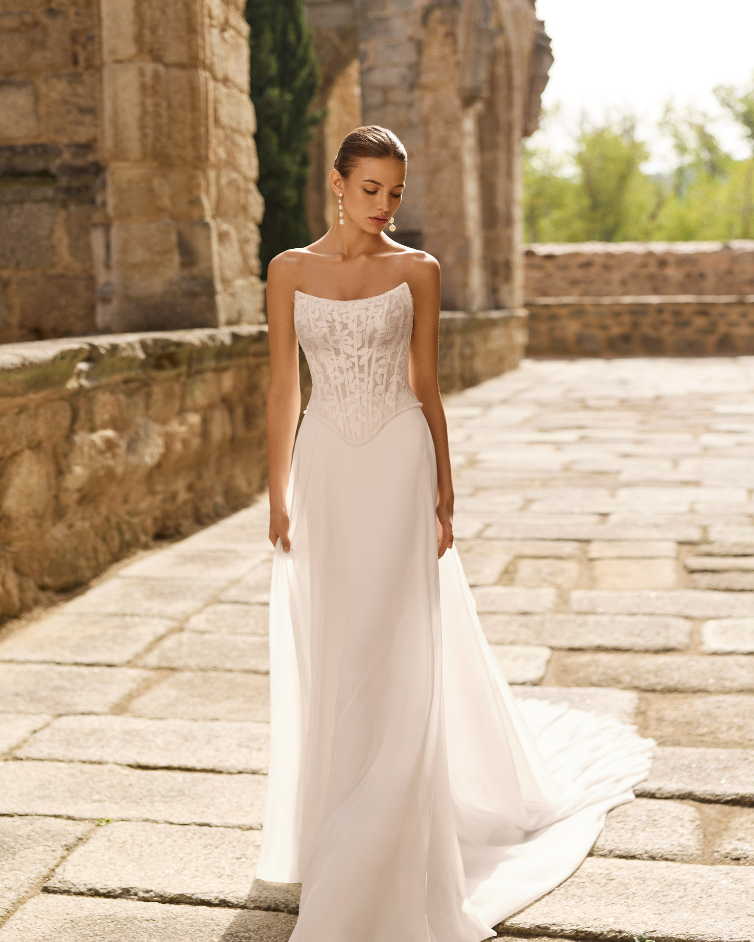 Robe de Mariée PORTIA de Adriana Alier Collection 2027 | Paris Robe de Mariée PORTIA de Adriana Alier Collection 2027 | Paris