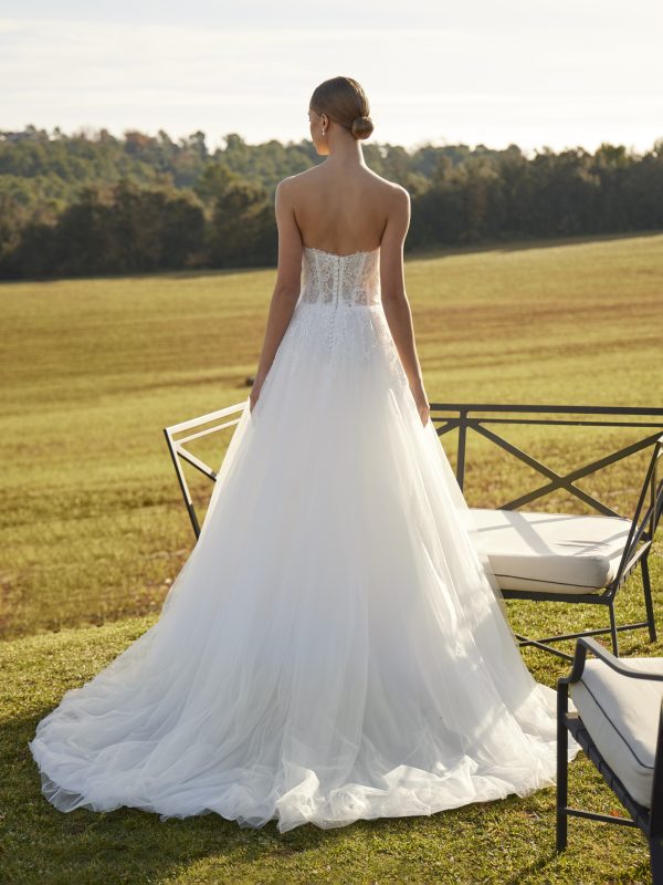 Robe de Mariée DRUMA White One Collection | Boutique Paris