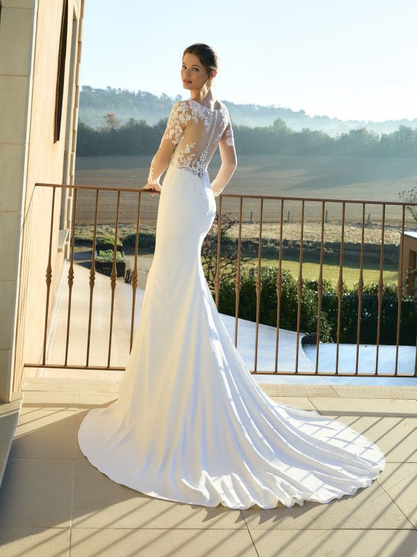 Robe de Mariée ENHALUS White One Collection | Paris Robe de Mariée ENHALUS White One Collection | Paris