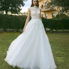 Robe de Mariée ERIGONE White One Collection | Paris Robe de Mariée ERIGONE White One Collection | Paris