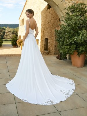 INHACA wedding dress White One Collection | Boutique Paris