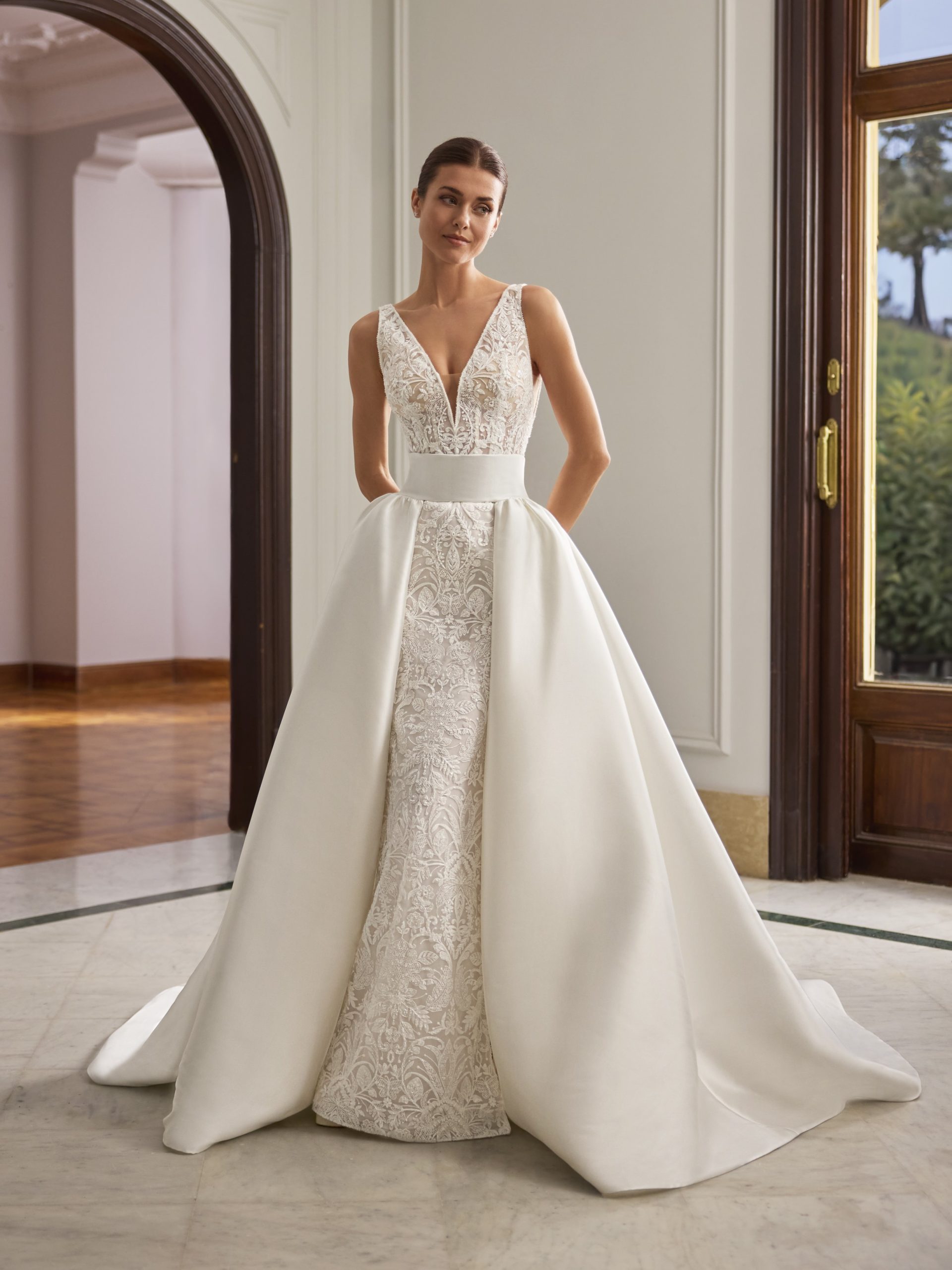 JYDA wedding dress San Patrick Collection 2027 | Boutique Paris JYDA wedding dress San Patrick Collection 2027 | Boutique Paris
