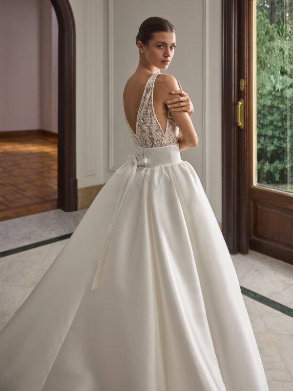 JYDA wedding dress San Patrick Collection 2027 | Boutique Paris JYDA wedding dress San Patrick Collection 2027 | Boutique Paris