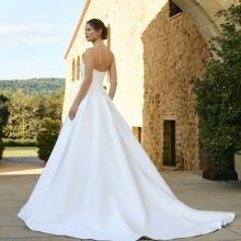 Robe de Mariée URVILLE White One Collection | Paris Robe de Mariée URVILLE White One Collection | Paris