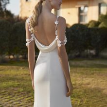 VERENI wedding dress White One Collection | Boutique Paris VERENI wedding dress White One Collection | Boutique Paris